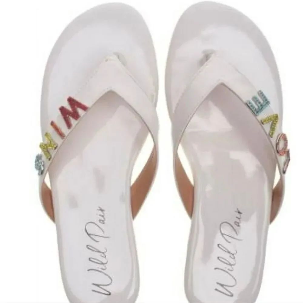 Wild Pair Fantasia Womens Rhinestone Embellished Thong Sandal LOVE WINS Size 6.5